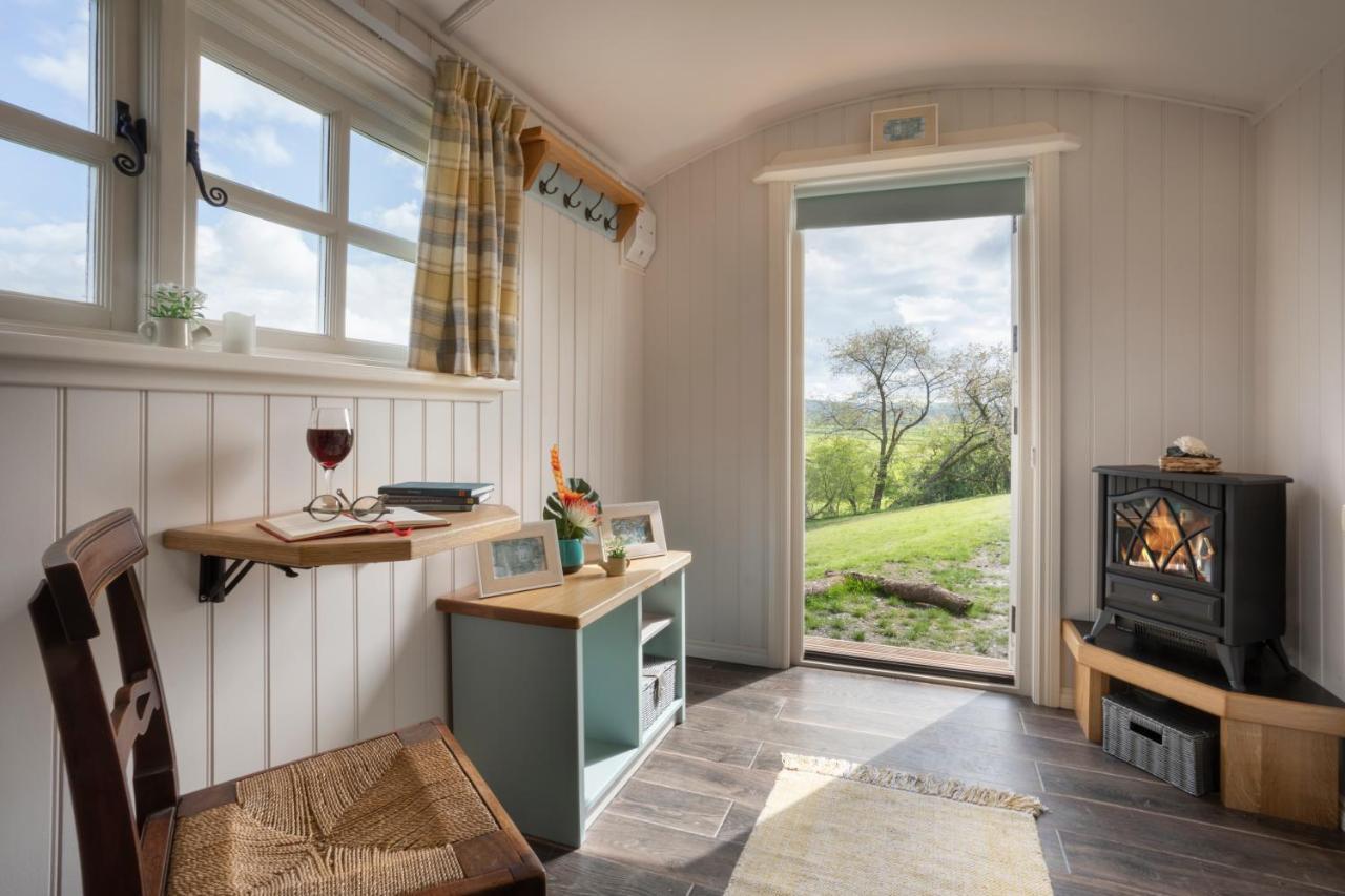 The Heron Shepherds Hut At Lyth Valley Brigsteer Eksteriør bilde